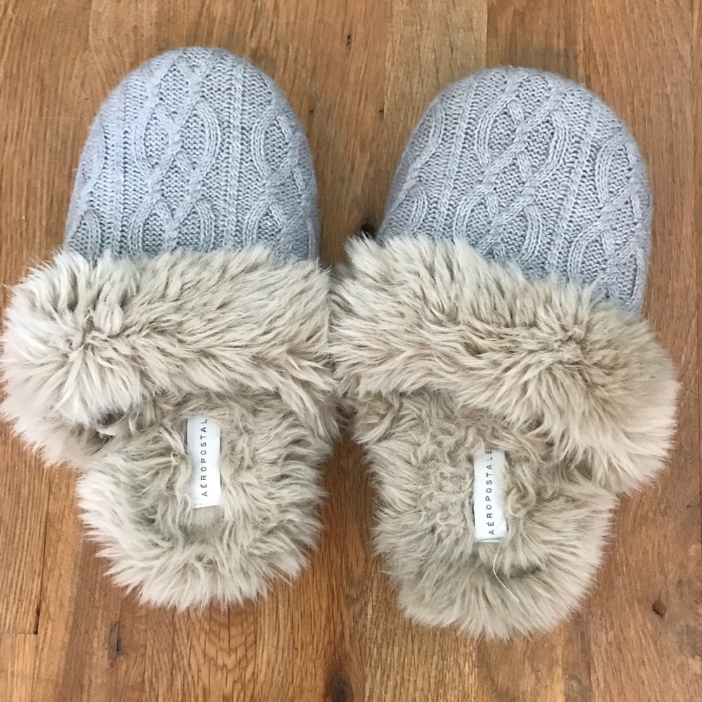 Aeropostale Slippers